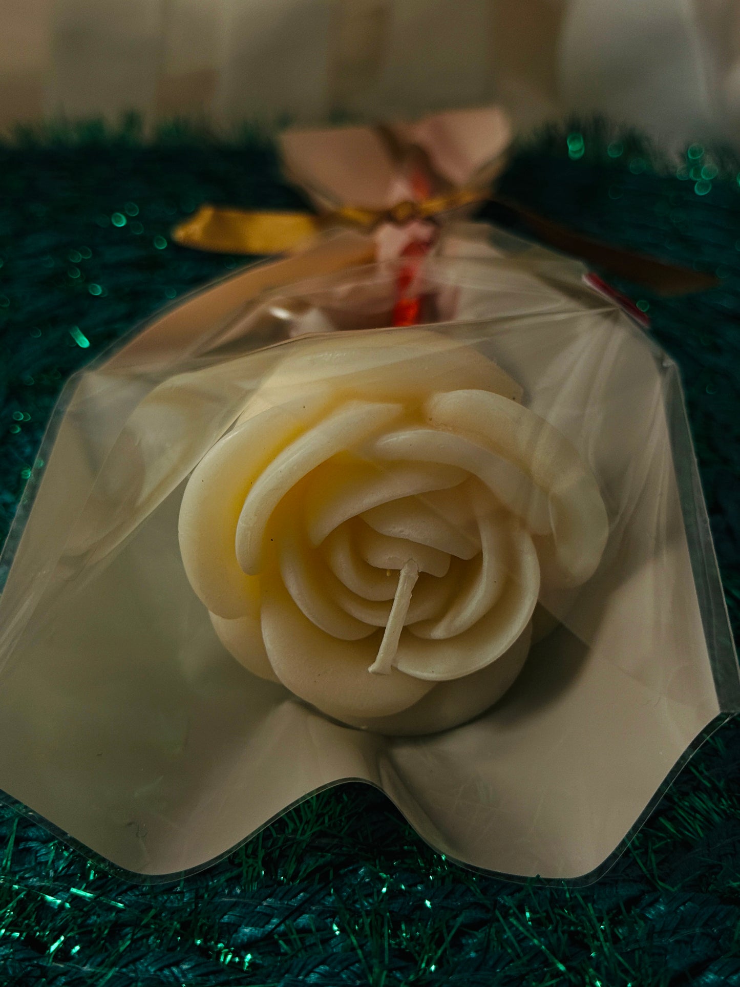 Rose-Shaped Soy Candle