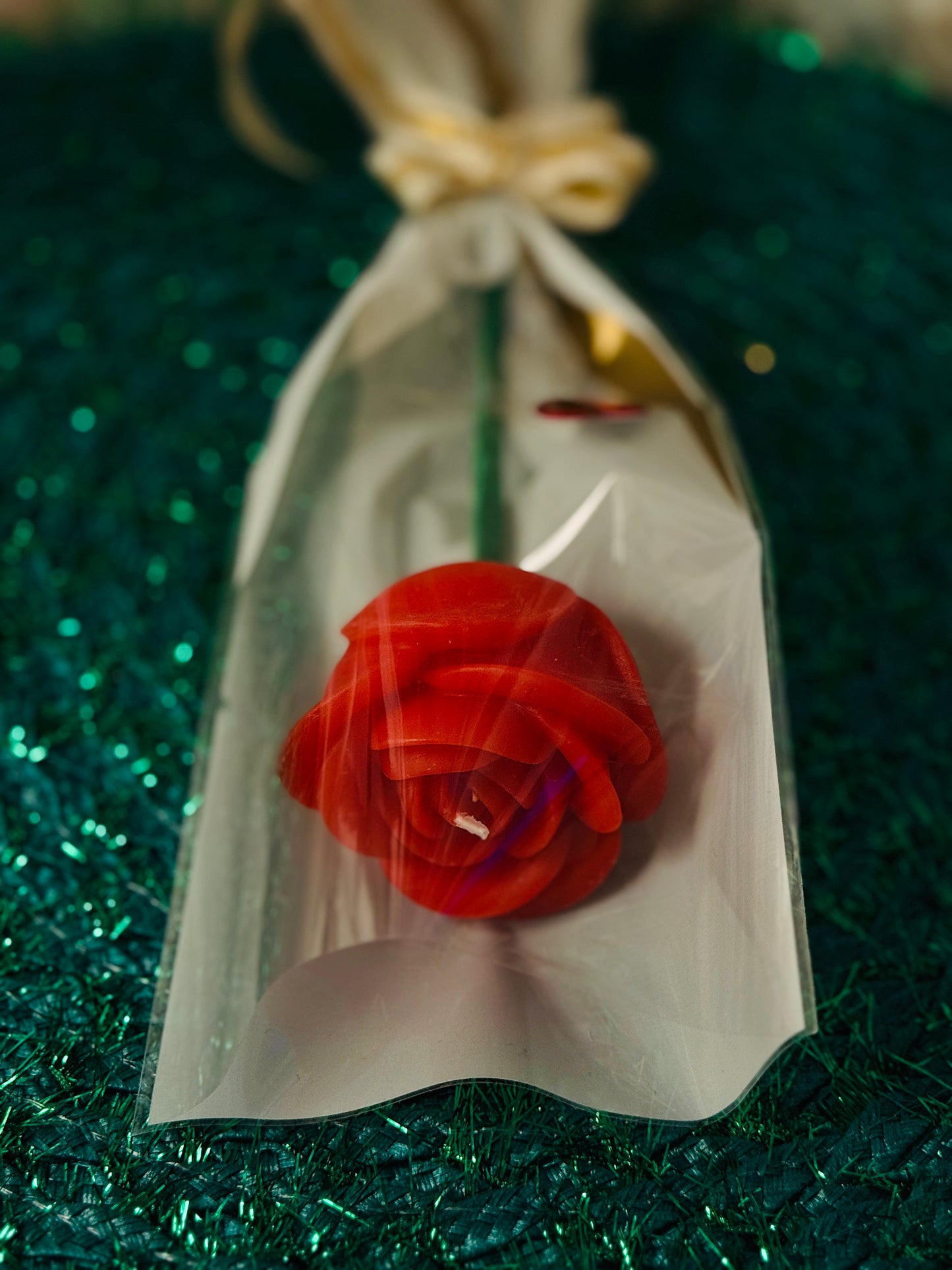 Rose-Shaped Soy Candle