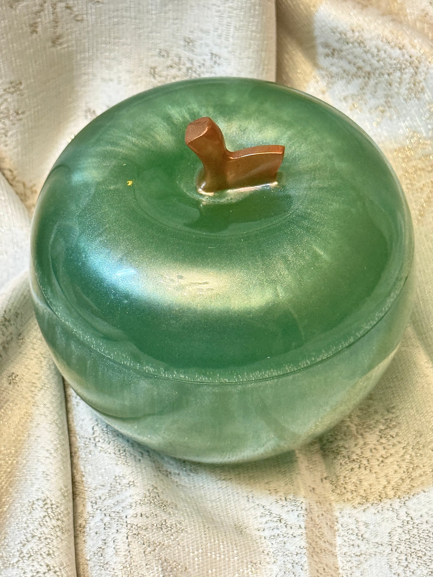 🍏✨ Apple-Shaped Jewelry Boxes – Where Elegance Meets Whimsy! ✨🍎